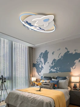 Свет в спальне, простой современный атмосферный свет в детской комнате, потолочный светильник, мультяшный космический корабль, теплый свет в комнате